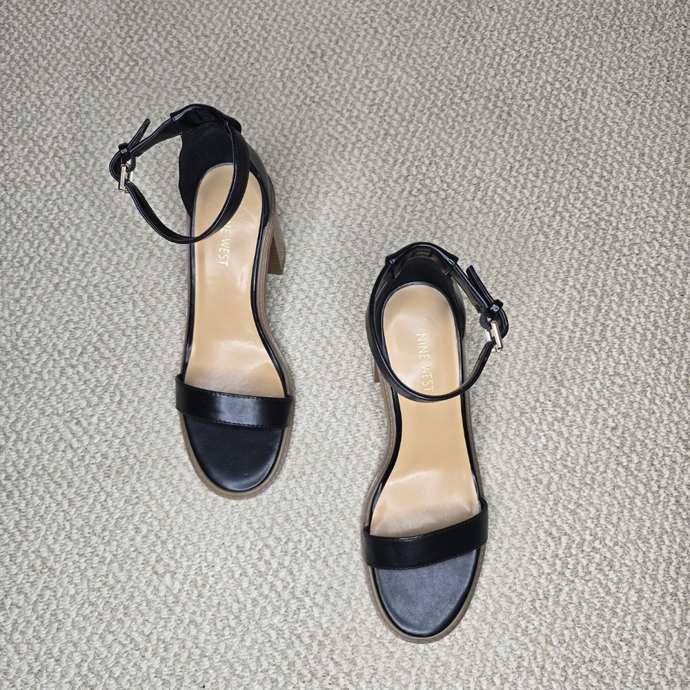 Nine West Black Heels Size 9.5